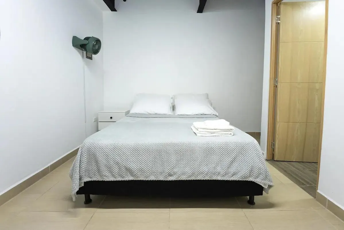Coliving Laureles By Club Ilar contacts